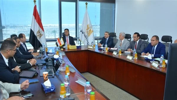 وزير التموين يجتمع مع ممثلي الشركة المنفذة لمشروع تكويد الذهب بالليزر التقى اليوم الدكتور شريف فاروق- وزير التموين والتجارة الداخلية وفد الشركة