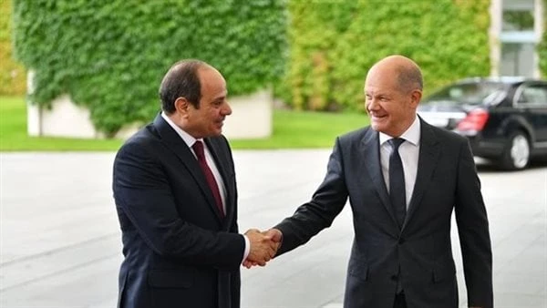 الرئيس السيسي والمستشار الألماني يؤكدان تطلع البلدين لتعزيز العلاقات الثنائيةأكد الرئيس السيسي والمستشار الألماني أولاف شولتز على تطلع البلدين لتعزيز