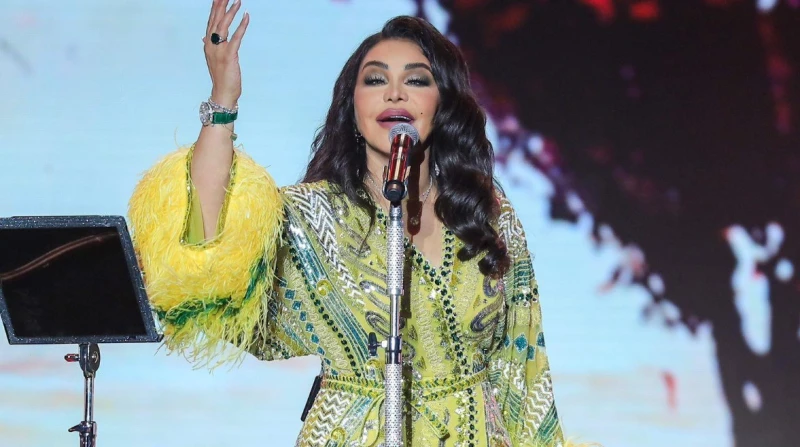 الله يصيبك مثل ما أصابني.. أحلام تستعد لطرح أحدث أغانيها تستعد الفنانة أحلام، لطرح أحدث أغانيها والتي تحمل اسم الله يصيبك مثل ما أصابني منك، ومن