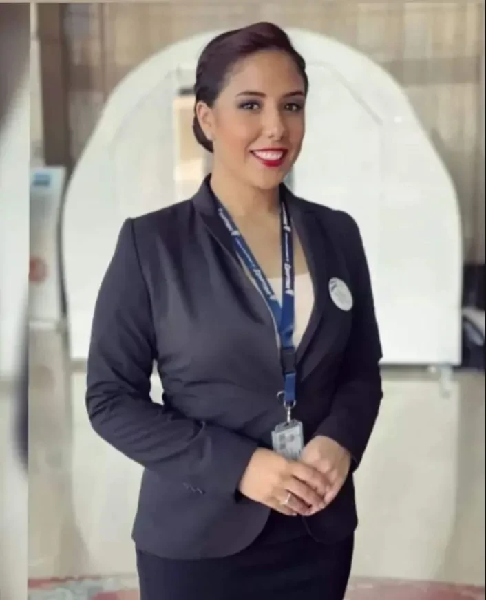 شئ لا يصدقه عقل ما الذي طلبته مضيفة الطيران ريهام هشام قبل وفاتها ومفاجأة عن موعد زفافهامضيفة الطيران , في الساعات الأخيرة ، اجتاحت حالة من الحزن