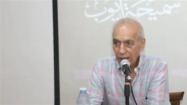 بالمهرجان القومي للمسرح.. المخرج أحمد إسماعيل: إنجازات فرقتنا نتاج عمل 40 عاما بالقرية تعرف على التالي بالمهرجان القومي للمسرح.. المخرج أحمد إسماعيل: