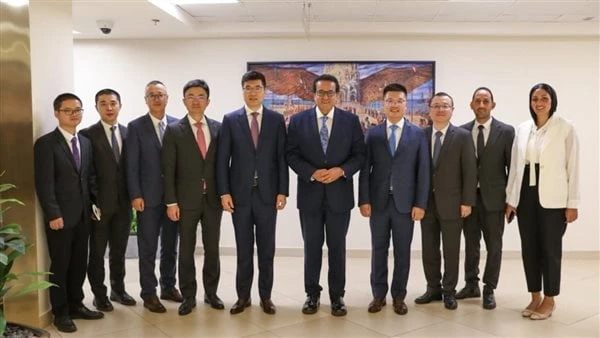 تطوير ورقمنة المنظومة الصحية بالتعاون مع شركة هواوي العالميةاستقبل الدكتور خالد عبدالغفار نائب مجلس الوزراء وزير الصحة والسكان، شن لاي نائب رئيس شركة هواوي العالمية، والوفد المرافق