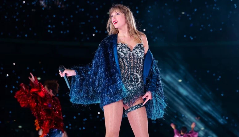 كريم عبدالوهاب يكشف لافاق عربية العربي تجربته مع تايلور سويفتيستعد الملحن والموزع المصري كريم عبدالوهاب لخوض تجربة عالمية جديدة من خلال تعاونه مع