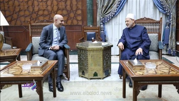 شيخ الأزهر يرحب بقرار التعليم لتدريس اللغة العربية والدين للمدارس الدولية والأجنبيةرحب د. أحمد الطيب، شيخ الأزهر الشريف، بالقرار الوزاري الذي أصدره