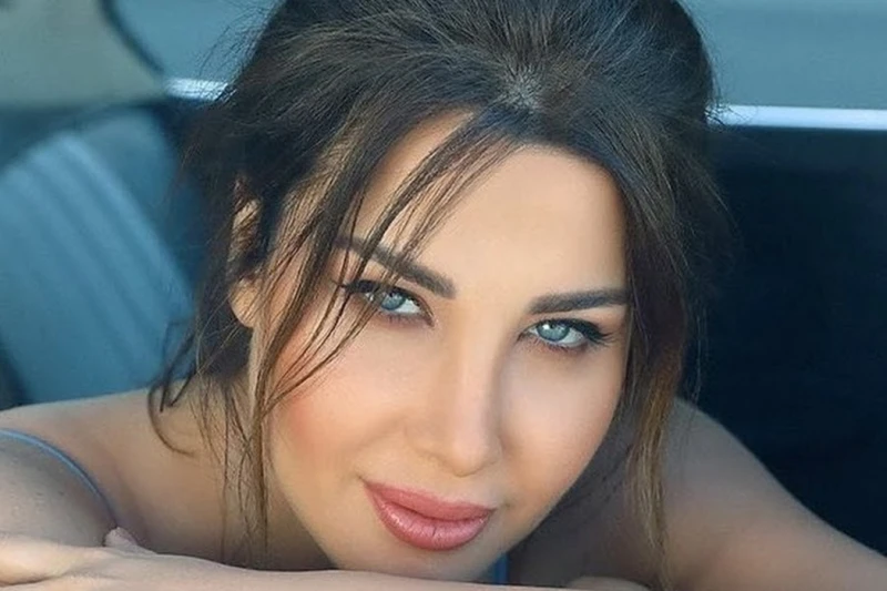 الجو رح يولع مع نانسي عجرم ولكن...؟! افاق عربية - التجدد والتميز، صفتان تلازمان النجمة نانسي عجرم في اختياراتها الغنائية، تحقق على أساسهما النجاح