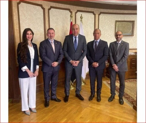 وزير الطيران المدني يلتقي مسئول حماية الحدود الأمريكية ب الشرق الأوسط وزير الطيران المدني نجلاء غنيماستقبل اليوم الدكتور سامح الحفني، وزير الطيران المدني ماريو بينغولي، الملحق الإق