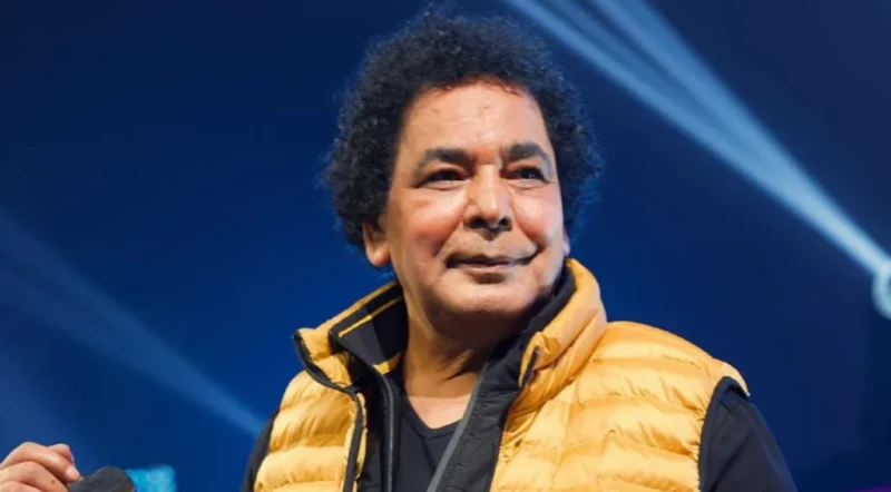 الطبيب المعالج ل محمد منير يطمئن الجمهور على حالته الصحية ، الطبيب المعالج ل محمد منير يطمئن الجمهور على حالته الصحية،حرص الطبيب المعالج للفنان محمد