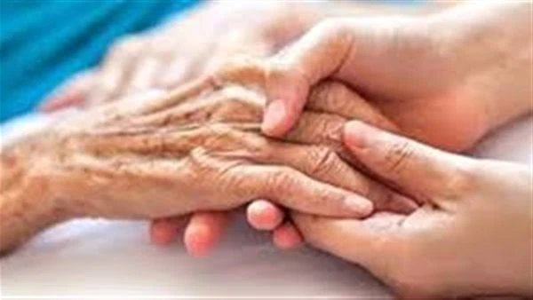 فضل الصدقة للمريض.. النبي أوصى بها للشفاء من 3 أمراض فهل تعرفها؟ لعل ما يطرح الاستفهام عن فضل الصدقة للمريض ، هو كثرة الحث عليها في نصوص الكتاب العزيز والسنة النبوية الشريفة، كما أ