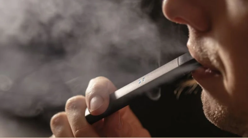 التدخين مفيد جدا للصحة.. تطوير السجائر الإلكترونية لعلاج الأمراض التدخين قد يصبح وسيلة للعلاج أوة بالأحرى سيكون مفيدا جدا للصحة، هذا ما يسعى إليه