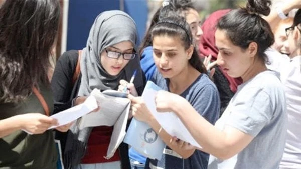 لغة أجنبية واحدة ومناهج تؤهل لسوق العملتفاصيل جديدة بشأن تطوير الثانوية العامةكشف محمد عبد اللطيف وزير التربية والتعليم والتعليم الفني ، عن تفاصيل