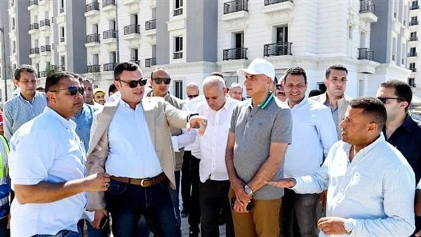 الشربينييتفقد وحدات المبادرة الرئاسية سكن لكل المصريين والحى اللاتيني ب العلمين الجديدةتفقد المهندس شريف الشربيني، وزير الإسكان والمرافق والمجتمعات