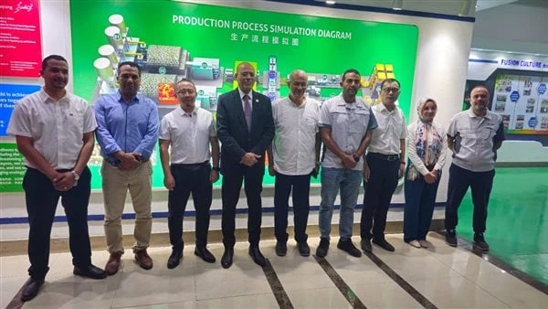 جبران: القيادة السياسية حريصة على تشجيع الاستثمار وتوفير فرص عمل للشبابقام محمد جبران وزير العمل بجولة في منطقة تيدا مصر للإستثمار ، وكان في استقباله