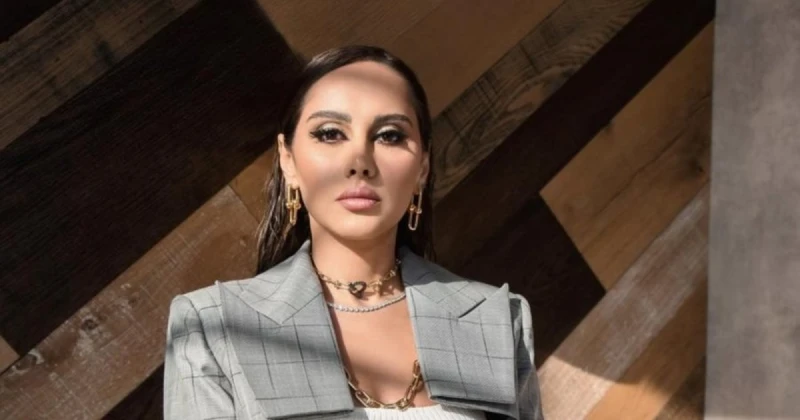 الفن و المشاهير: ياسمين رئيس بلوك جديد وجمالها يلفت الأنظار شاهد المقال التالي من صحافة لبنان عن ياسمين رئيس ب لوك جديد وجمالها يلفت الأنظار، تداول