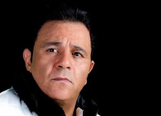 أسرة الفنان محمد فؤاد تكشف حقيقة قرابة الفتاة التي تعدت على موظفين مستشفى عين شمس التخصصيكشف مصدر مقرب من أسرة الفنان محمد فؤاد عن تفاصيل جديدة بشأن