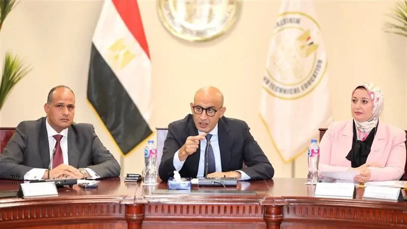 تفاصيل وفاة مدرس لغة إيطالية بعد قرار الحكومة بإستبعاد المواد من المجموعوفاة مدرس , في حادثة مؤلمة ، توفي الأستاذ محمود صفطاوي ، معلم اللغة الإيطالية