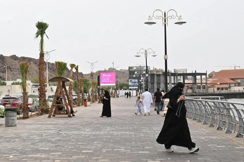 جازان.. متعة التنزه بين جمال الشواطئ وروعة الأجواء الحياة شاهد المقال التالي من صحافة السعودية عن جازان متعة التنزه بين جمال الشواطئ وروعة الأجواء،