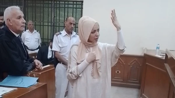 ربنا قالي أموتها.. استكمال محاكمة مضيفة طيران لاتهامها بقتل ابنتها فى التجمع تستمع محكمة جنايات القاهرة المنعقدة بمجمع محاكم التجمع الخامس، بعد قليل، لمرافعة دفاع مضيفة طيران سابقة