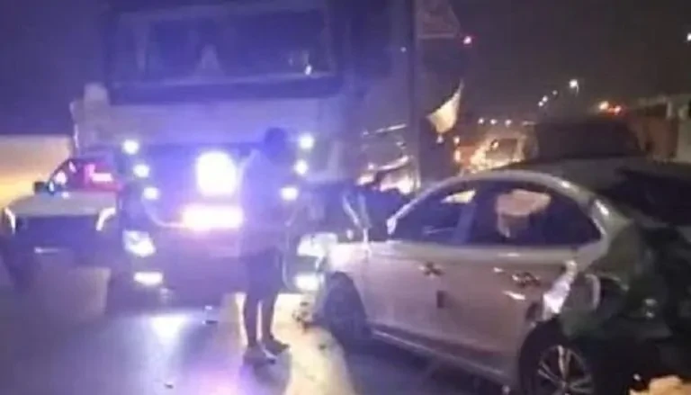 مأجر العربية وبصرف على أولادي تفاصيل مأساة سائق أوبر ب واقعة الدائريلم تنته مأساة سائق أوبر بواقعة الدائري هو أب لأسرة تتكون من ثلاثة أطفال. في