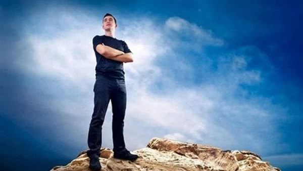 اهتم بذاتك.. 10 نصائح تساعدك على بناء ثقتك بنفسكأعلم أن بناء الثقة بالنفس هو عملية مستمرة تتطلب الصبر والجهد، استمر في العمل على نفسك وستشعر بتحسن