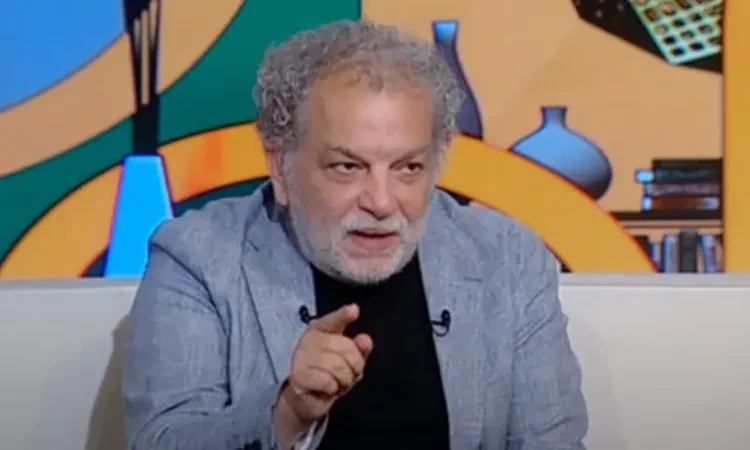 فن: المخرج أشرف فايق: مش هجامل حد تاني اقرأ في أفاق عربية المخرج أشرف فايق مش هجامل حد تاني، وجه المخرج أشرف فايق، رسالة عبر حسابها الشخصي على موقع
