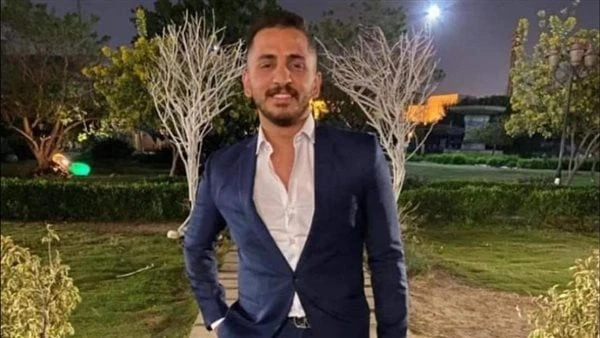 مات جنب عروسته.. جمال شعبان يكشف سبب وفاة عريس في ليلة زفافه نعي الدكتور جمال شعبان استشاري أمراض القلب وعميد معهد القلب الأسبق عريس توفى ليلة زفافه