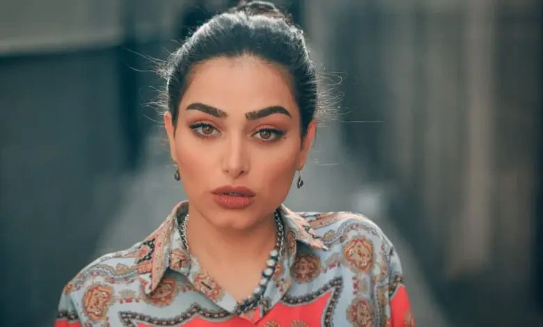 من هي رشا بلال ويكيبيديا السيرة الذاتيةرشا بلال، الممثلة السورية التي تتصدر مواقع التواصل الاجتماعي المختلفة عقب دورها اللامع في مسلسل العميل. حيث وقد شهدت شخصية المحامية خولة التي