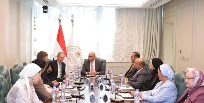 وزير التعليم والسفير البريطاني بالقاهرة يبحثان مجالات التعاوناستقبل محمد عبد اللطيف وزير التربية والتعليم والتعليم الفني، جاريث بايلي السفير