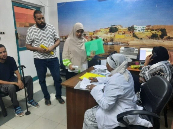 بدء أعمال اللجان المشتركة بين الصحة والتضامن لإنهاء إجراءات الكشف الطبيأعلنت وزارة الصحة والسكان، بدء أعمال اللجنة المشتركة من وزارتي الصحة والتضامن