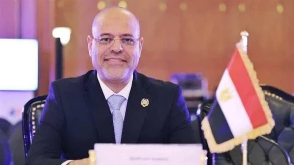 وزير العمل: الانتهاء من مشروع قانون العمل على رأس أولوياتناأكد محمد جبران، وزير العمل، إن الوزارة ستعمل على تنفيذ مخرجات الحوار الوطني فيما يخص ملف العمل، مشيرا إلى أن الانتهاء من