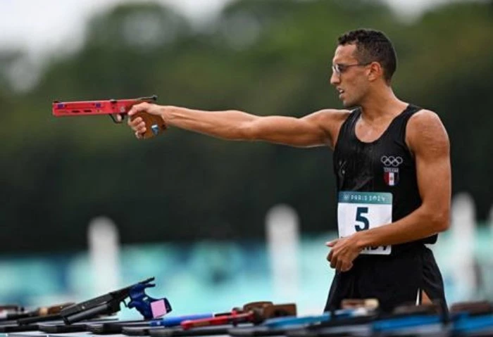 شاهد لحظة تتويج أحمد الجندي بذهبية الخماسي الحديث في أولمبياد باريس 2024 البث المباشر لحظة تتويج أحمد الجندي بذهبية أولمبياد باريس 2024، نجح أحمد