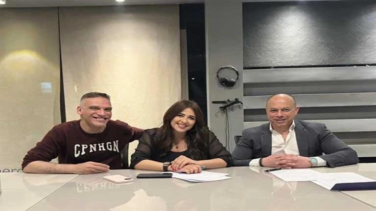 منها المداح والعتاولة.. مسلسلات حجزت مكانها في دراما رمضان 2025 تعرف على التالي منها المداح والعتاولة.. مسلسلات حجزت مكانها في دراما رمضان 2025، 09 17 م الثلاثاء 13 أغسطس 2024 كتب 