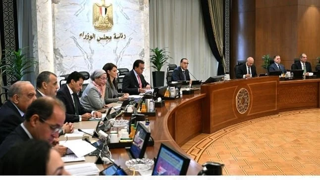 مدبولي يؤكد على ضرورة وجود خطة واضحة من الاتحادات الرياضية لتأهيل الشبابترأس الدكتور مصطفى مدبولي، رئيس مجلس الوزراء، اليوم، اجتماع مجلس الوزراء،