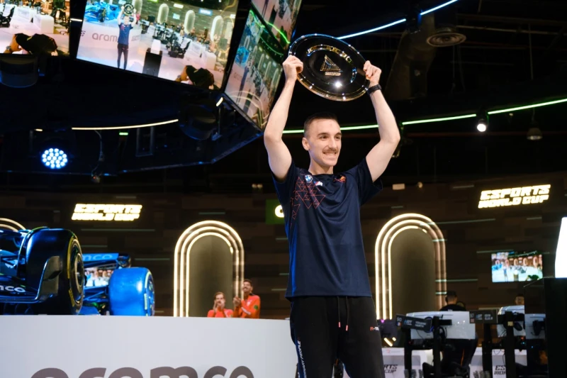 الجمعة.. ختام منافسات الأسبوع الأخير من كأس العالم للرياضات الإلكترونية _اخر خبر شاهد المقال التالي من صحافة السعودية عن الجمعة ختام منافسات الأسبوع