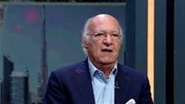 أول تعليق من الموسيقار عمر خيرت خلال حفل مهرجان القلعةعلق الموسيقار عمر خيرت خلال حفله في مهرجان القلعة اية الجمال دا انا بحبكوا اوي و تحيا مصر.تختتم وزارة الثقافة ( دار الأوبرا) ف