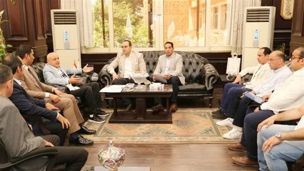 رئيس هيئة الرعاية الصحية يترأس لجنة للمرور على المنشآت الطبية بالأقصرترأس الدكتور أحمد السبكي، رئيس الهيئة العامة للرعاية الصحية، لجنة للمرور على