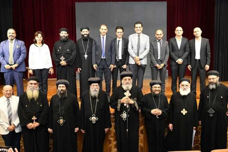 غدا.. البابا تواضروس يلقي العظة الأسبوعية من كنيسة الشهيد مار جرجس ب الإسكندرية بدأ البابا تواضروس الثاني بابا الإسكندرية وبطريرك الكرازة المرقسية مساء اليوم، الثلاثاء، زيارة رعوية