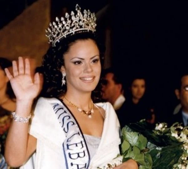 الفن و المشاهير: ملكة جمال لبنان لعام 1999 نورما نعوم في أحدث ظهور لها على الشاطئ ..رشاقة وجمال شاهد المقال التالي من صحافة لبنان عن ملكة جمال لبنان