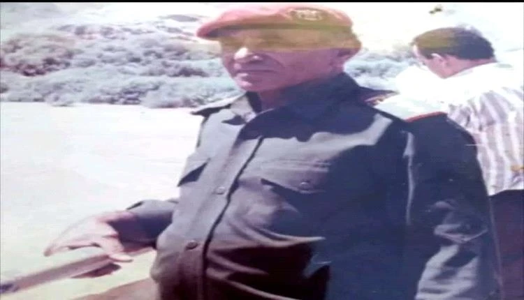 وفاة قائد حرس الرئيس هادي _أخبار وتقارير شاهد المقال التالي من صحافة اليمن عن وفاة قائد حرس الرئيس هادي، توفى اليوم الجمعة، العميد محمد احمد الدنبوع