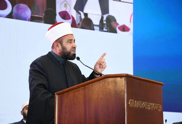 وزير الأوقاف الفلسطيني: نشكر الرئيس السيسي لوقوفه مع الإسلام والمسلمين أكد الدكتور محمد مصطفى نجم وزير الأوقاف والشئون الدينية بدولة فلسطين خلال