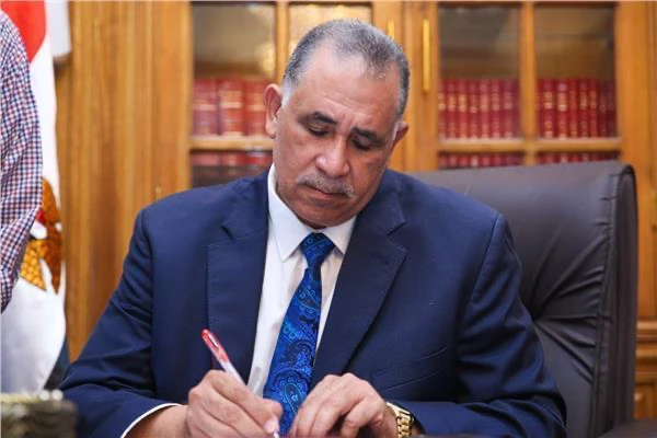 المحامين تتخذ الإجراءات القانونية ضد مركز الأشعة المتسبب في وفاة شيماء عويسأعرب عبد الحليم علام، نقيب المحامين، رئيس اتحاد المحامين العرب، عن استيائه