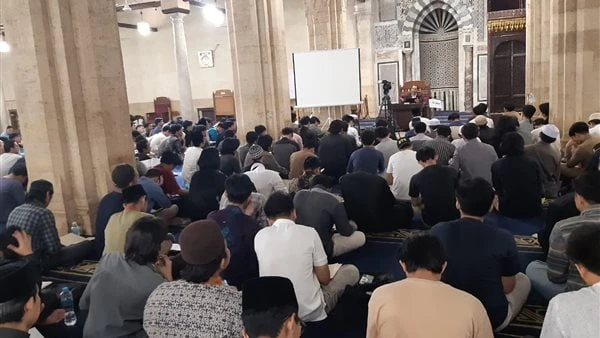 انطلاق الدراسة برواق العلوم الشرعية والعربية بالجامع الأزهرانطلقت اليوم الدراسة برواق العلوم الشرعية والعربية بالجامع الأزهر وفروع الأروقة الخارجية