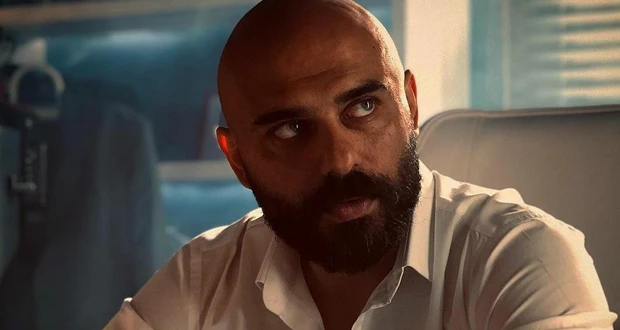 بالصور نجوم الفن والرياضة في عزاء والد أحمد صلاح حسني تعرف على التالي بالصور نجوم الفن والرياضة في عزاء والد أحمد صلاح حسني، متابعة بتجرد أقيم مساء