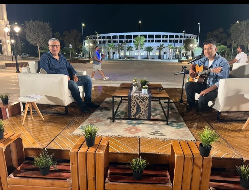 حمزة نمرة : أنا عاشق للغناء الشعبي ولا أفكر في التمثيلقال حمزة نمرة أنا احب جدا الأغاني الشعبية ومنذ طفولتي وانا اعشقها مثل اغاني عدوية وغيرهم من