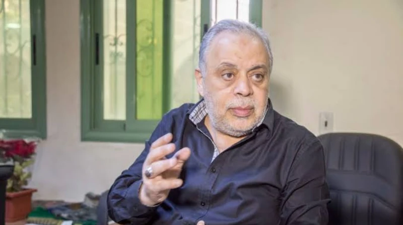 أشرف زكي ل البلوجرز: انسوا التمثيل وأنا موجود (فيديو) واصل نقيب المهن التمثيلية، الفنان أشرف زكي، تصريحاته الغاضبة بشأن مشاركة العديد من البلوجرز