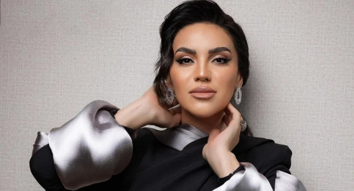 برسالة رومانسية... مي فاروق تحتفل بعيد ميلاد خطيبها افاق عربية - نشرت الفنانة مي فاروق عبر حسابها الخاص في فيسبوك مجموعة صور جمعتها بخطيبها الفنان