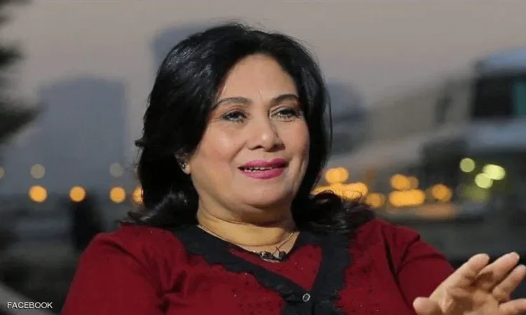 سلوى عثمان: الزوجة يجب أن تكون سندا لحماتها تعرف على التالي سلوى عثمان: الزوجة يجب أن تكون سندا لحماتها ، قالت الفنانة سلوى عثمان، إن الزوجة يجب أن