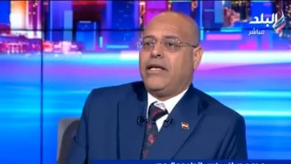 جبران عن تطبيق الحد الأدنى للأجور: أكثر من 3 آلاف مؤسسة طلبت الاستثناء أكد محمد جبران وزير العمل، أن الحد الأدنى للأجور أحد أهم الملفات التي تعمل