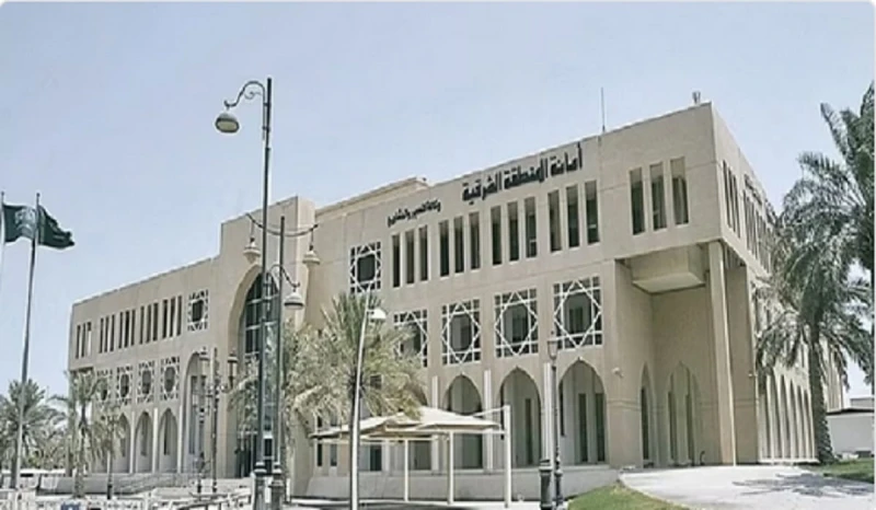 توضيح هام من أمانة الشرقية بشأن طريق الملك فهد الدمام الخبر ومواعيد الغلقأعلنت أمانة المنطقة الشرقية بالمملكة العربية السعودية بالتنسيق مع إدارة المرور، عن بدء المرحلة الثالثة من أ