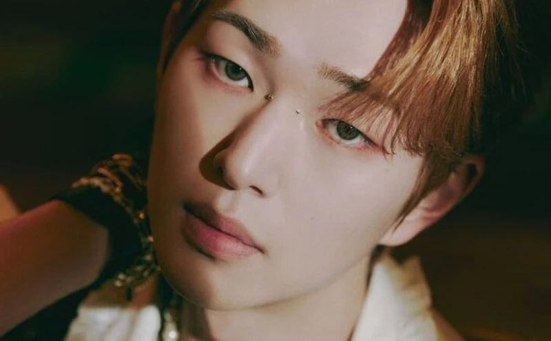 الثقافة والفن: أونيو نجم يعلن عن عودته المفردة شاهد المقال التالي من صحافة السعودية عن أونيو نجم يعلن عن عودته المفردة، يستعد أونيو من لعودته