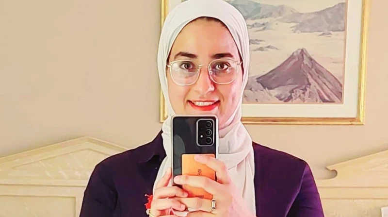 هل عانت اضطرابا نفسيا؟.. القصة الكاملة للباحثة المغدورة ريم حامد أقر أنا ريم حامد طالبة دكتوراه بفرنسا، أنني في أشد الحاجة لإبلاغ الجهات المعنية إني تحت المراقبة وأجهزتي مخترقة.. ي